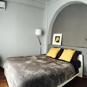 Apartament Charming Studio In The Heart Of City Center, Salonic