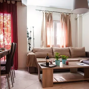 Apartament Nana, Salonic